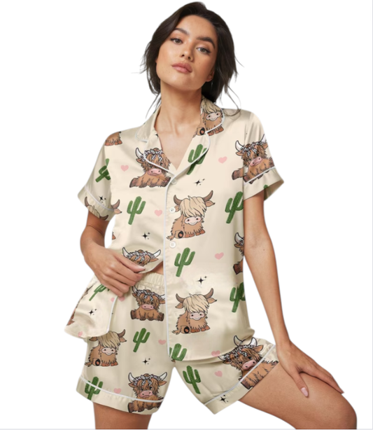 Highland Cow Cartoon Pajama Set, Cute Buffalo Silk Pajamas For Women, Summer Vibe Bridesmaid Pajamas, Cute Cow Pajamas Shorts