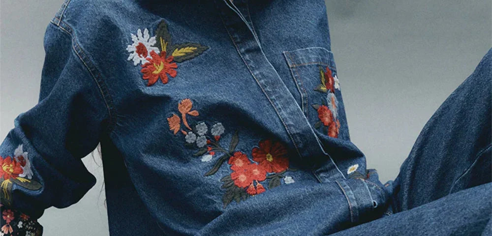 Embroidered denim shirt 