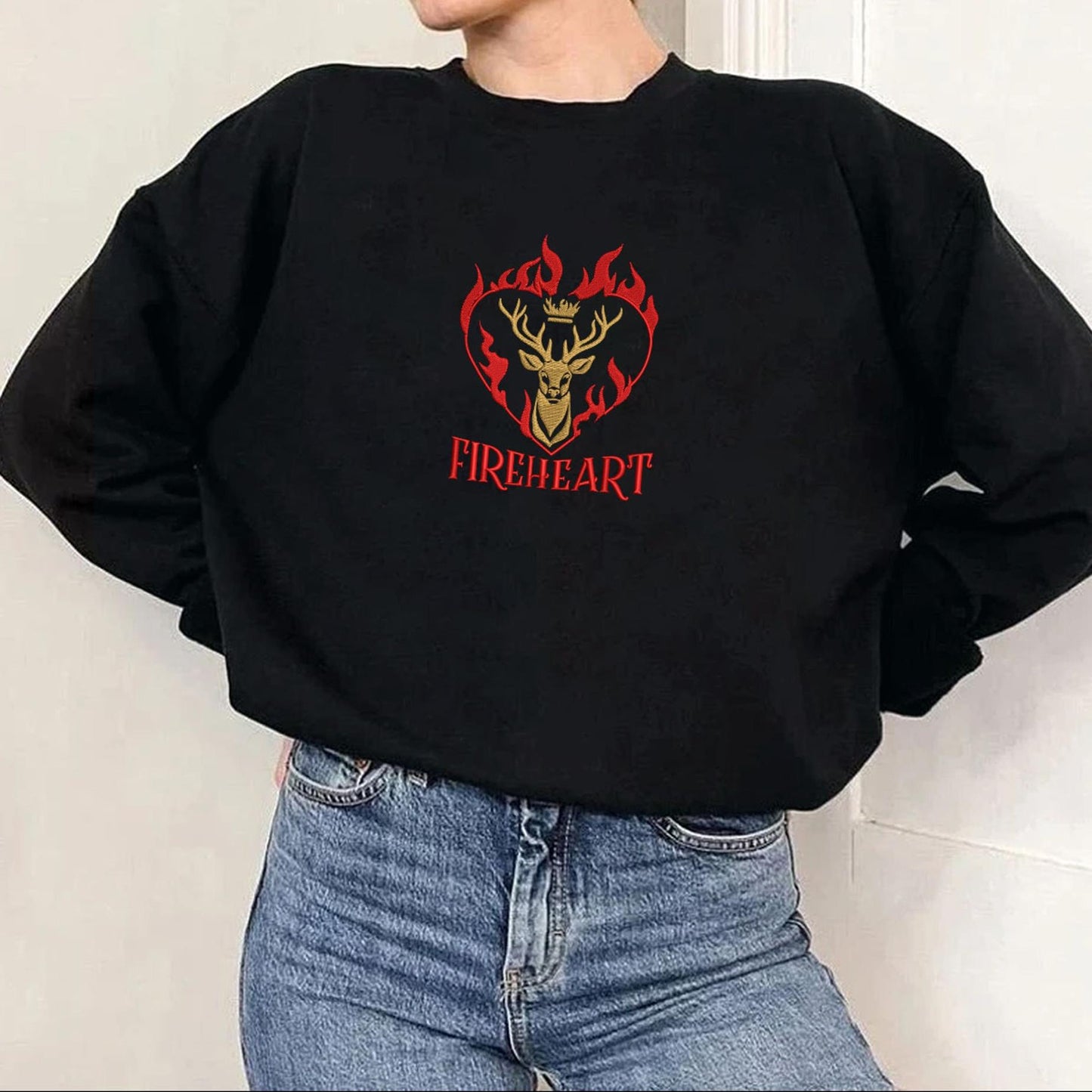 Fireheart Queen Aelin Embroidered SweatShirt in Black