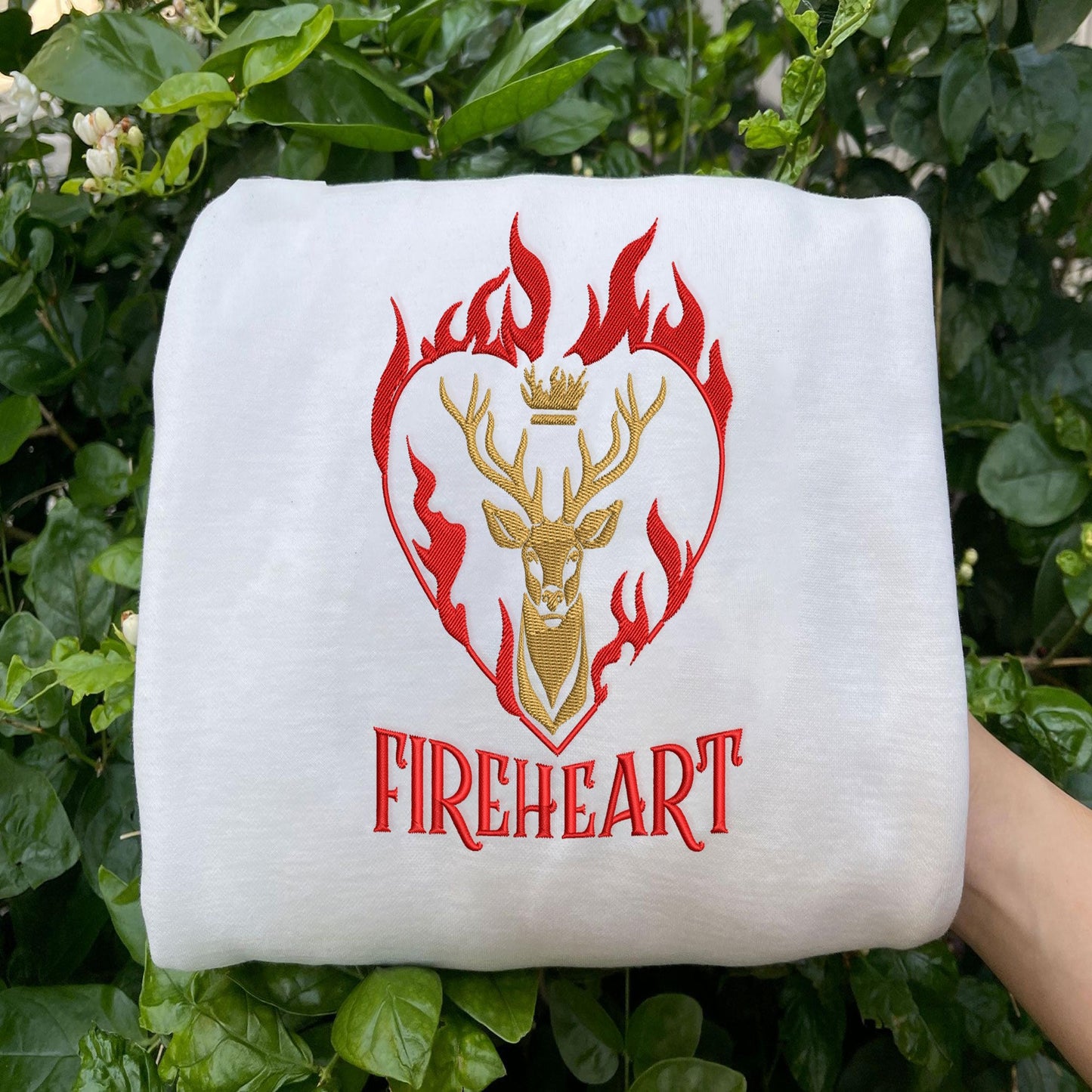 White Fireheart Queen Aelin Embroidered SweatShirt