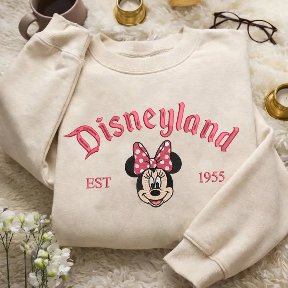 Sand Sweatshirt Disneyland Minnie Mouse Bow Est 1955 Embroidered Folded.