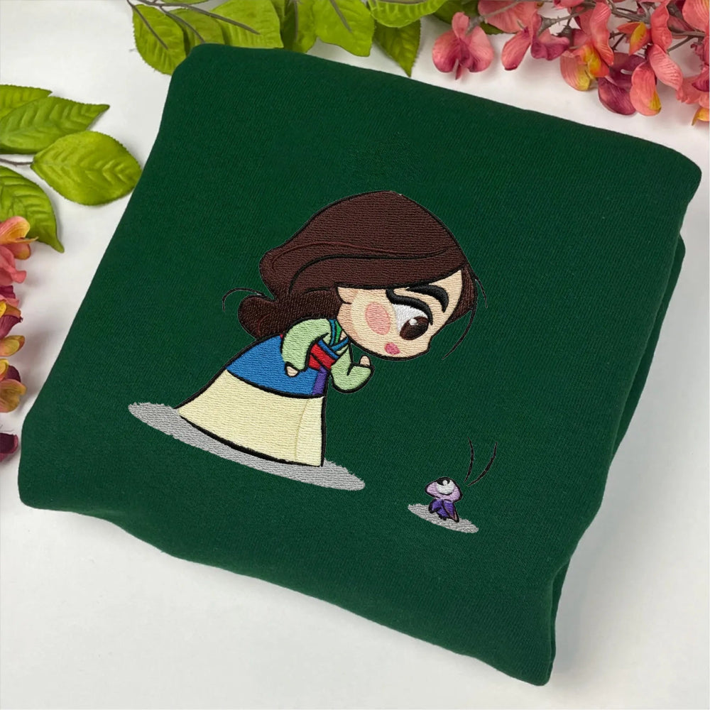 Comfortable Sweatshirt Highlighting Embroidered Chibi Mulan And Tiny Cri-Kee Scene